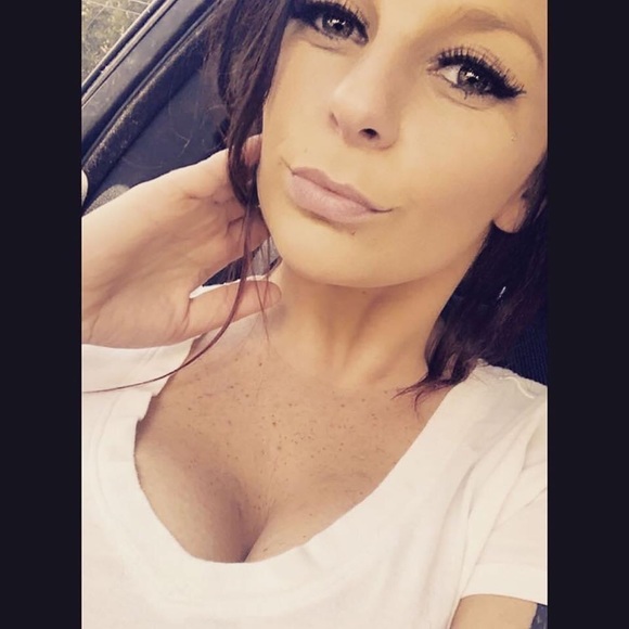 ashleyy_pierce
